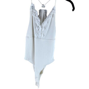 TOPSHOP Lace Trimmed Ribbed Bodysuit  size Medium